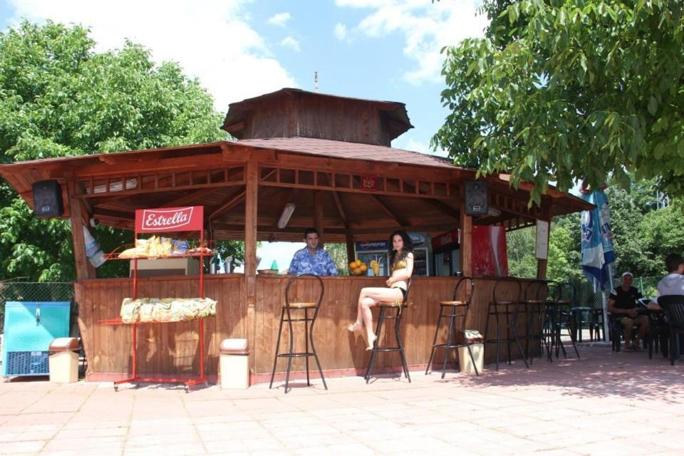 Park Hotel Dryanovo Εξωτερικό φωτογραφία